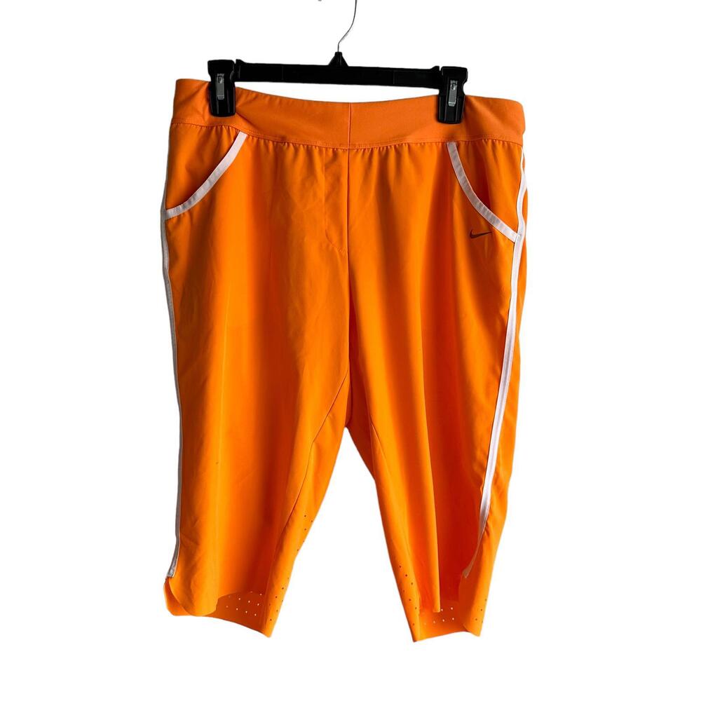 NIKE GOLF Tour Performance Ladies Orange Golf Athletic Bermuda Shorts, L